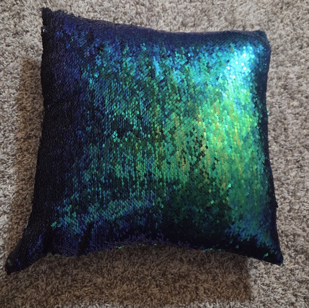 Color-Change Sequin Accent Pillow